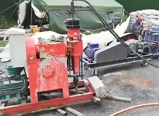 雙液變量注漿泵、雙液注漿加固鉆機(jī)施工視頻